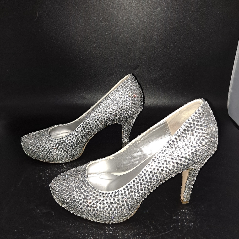 Marc Defang heels - Picture 5 of 15